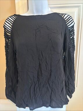 Esley Black Long Sleeve Cutout Shoulder Tunic